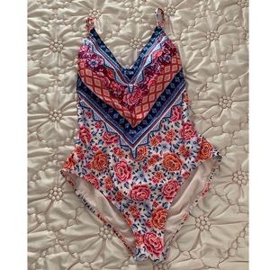 NO BOUNDARIES PLUS SIZE ONE PIECE SWIMSUIT